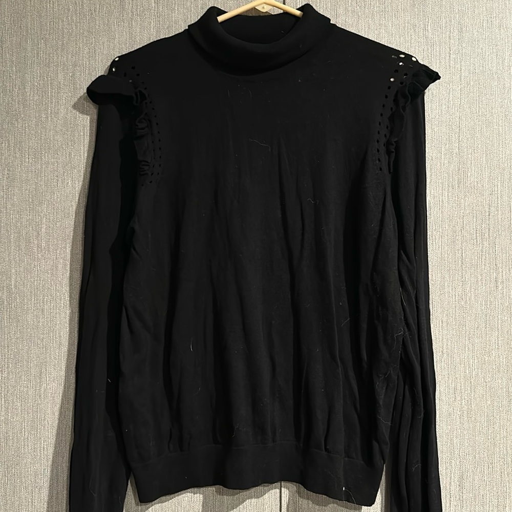 Women’s sweater